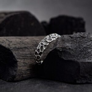 Retro mens ring